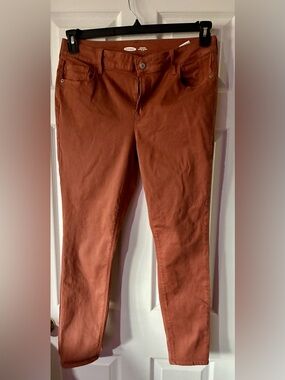 Old Navy Rust Skinny Pants
